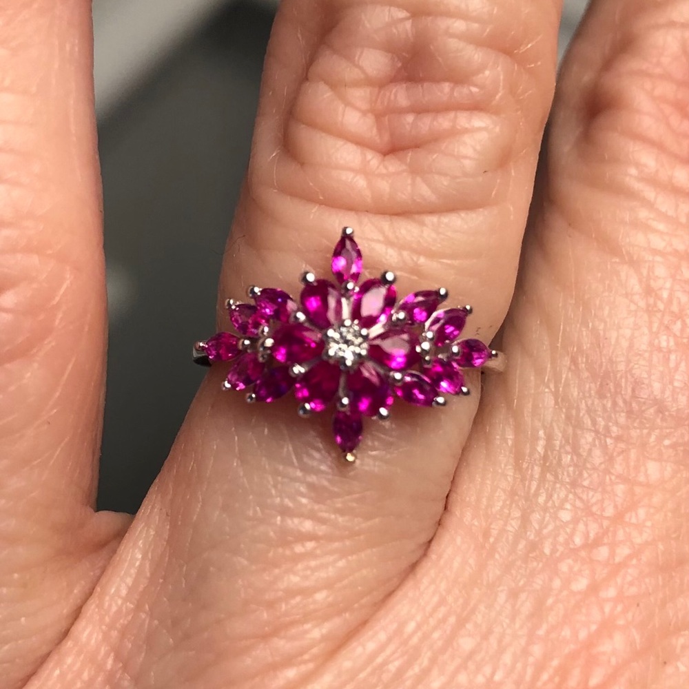 Ladies pink ruby ring